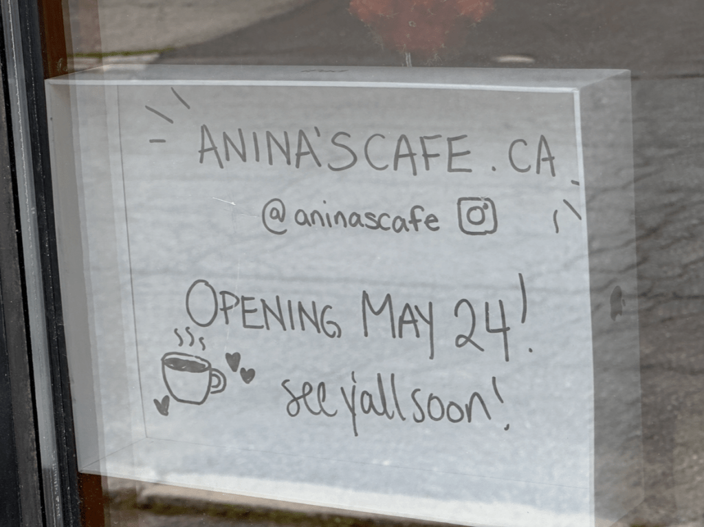 Signage indicating their instagram and opening | Un signe qui indique leur Instagram et leur ouverture